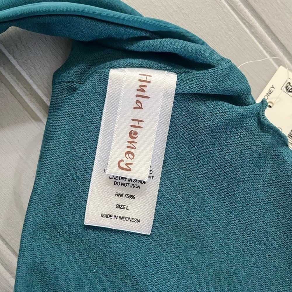 Hula Honey Lace Up Bikini Top Crisscross Strappy Juniors Large Teal Green NWT - Picture 6 of 10